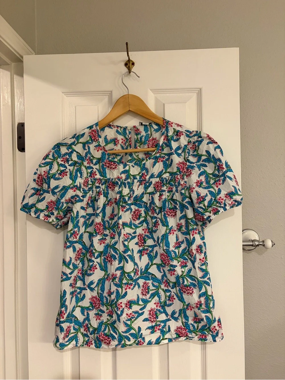 J. Crew White Floral Short-Sleeve Cotton Blouse with Blue and Pink Print